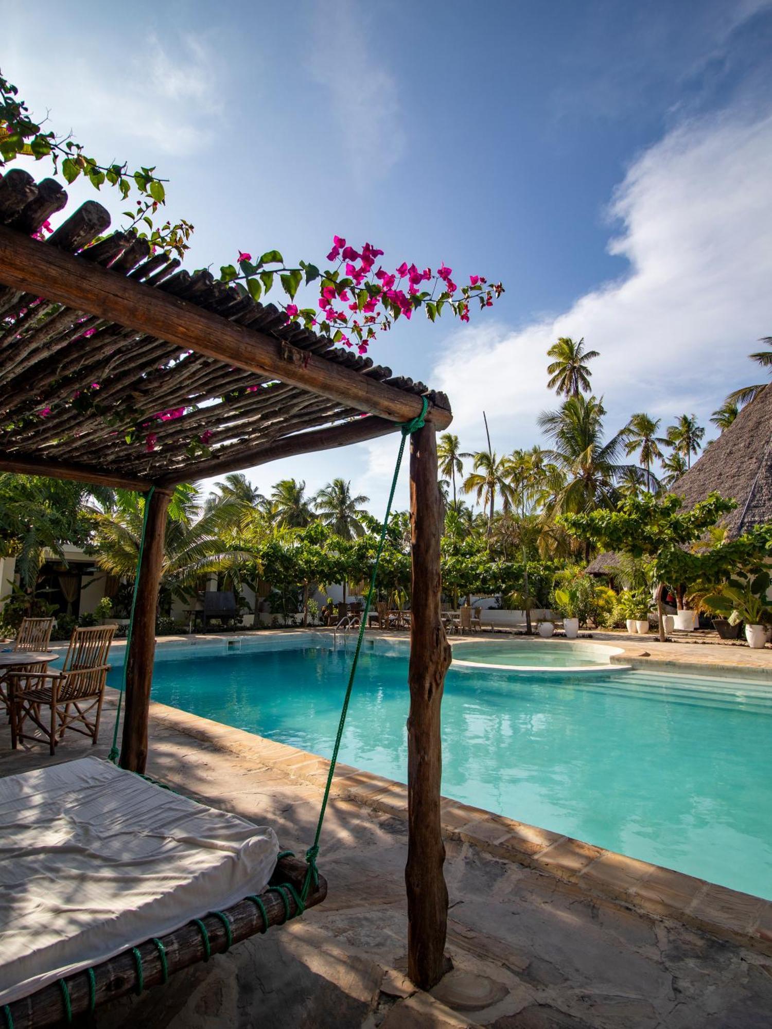 Tropical Boutique Hotel & Resto Pingwe Dış mekan fotoğraf