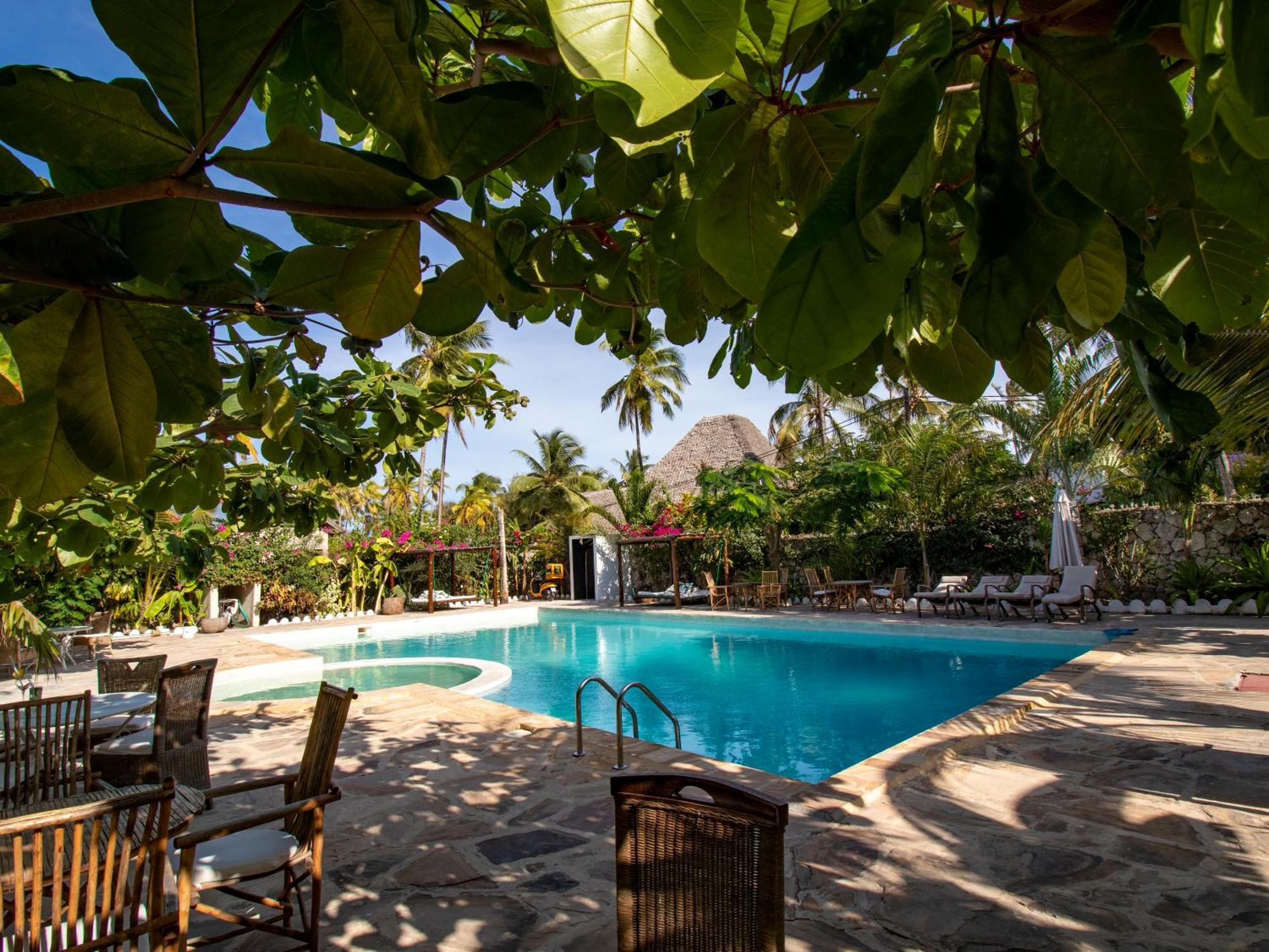 Tropical Boutique Hotel & Resto Pingwe Dış mekan fotoğraf